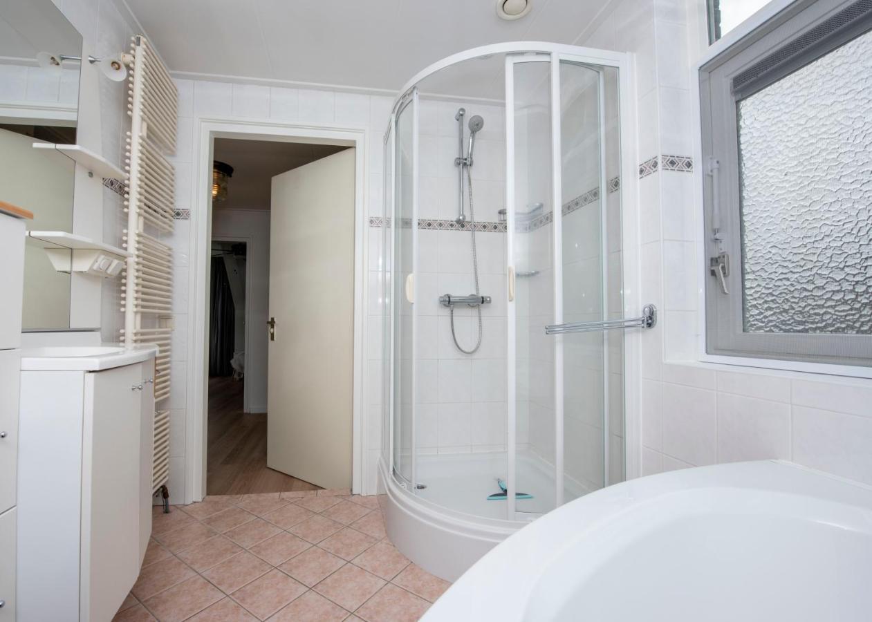تيرهيرني Vakantiehuis Bongel 1, Ter Herne المظهر الخارجي الصورة